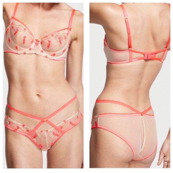 Victoria's Secret Other - NWT heart embroidery VS keyhole cheekini panty, M